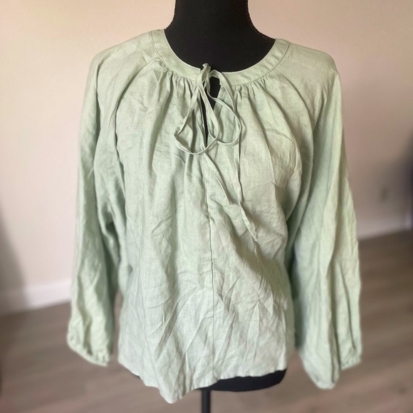 Light Sage Green Long Sleeve Blouse Top - Picture 1 of 11